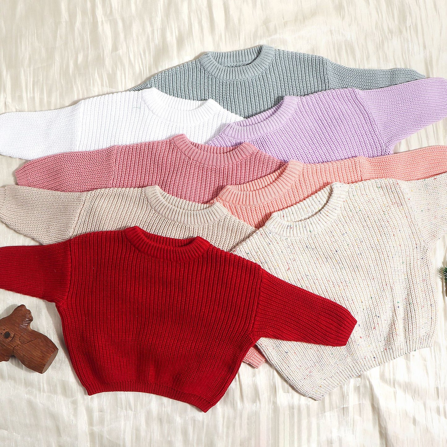 Burst baby sweater loose knit coat boys and girls autumn and winter line
